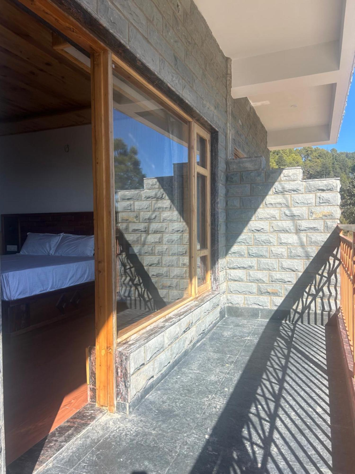 Shalom Hillcrest Inn Shimla Exterior photo