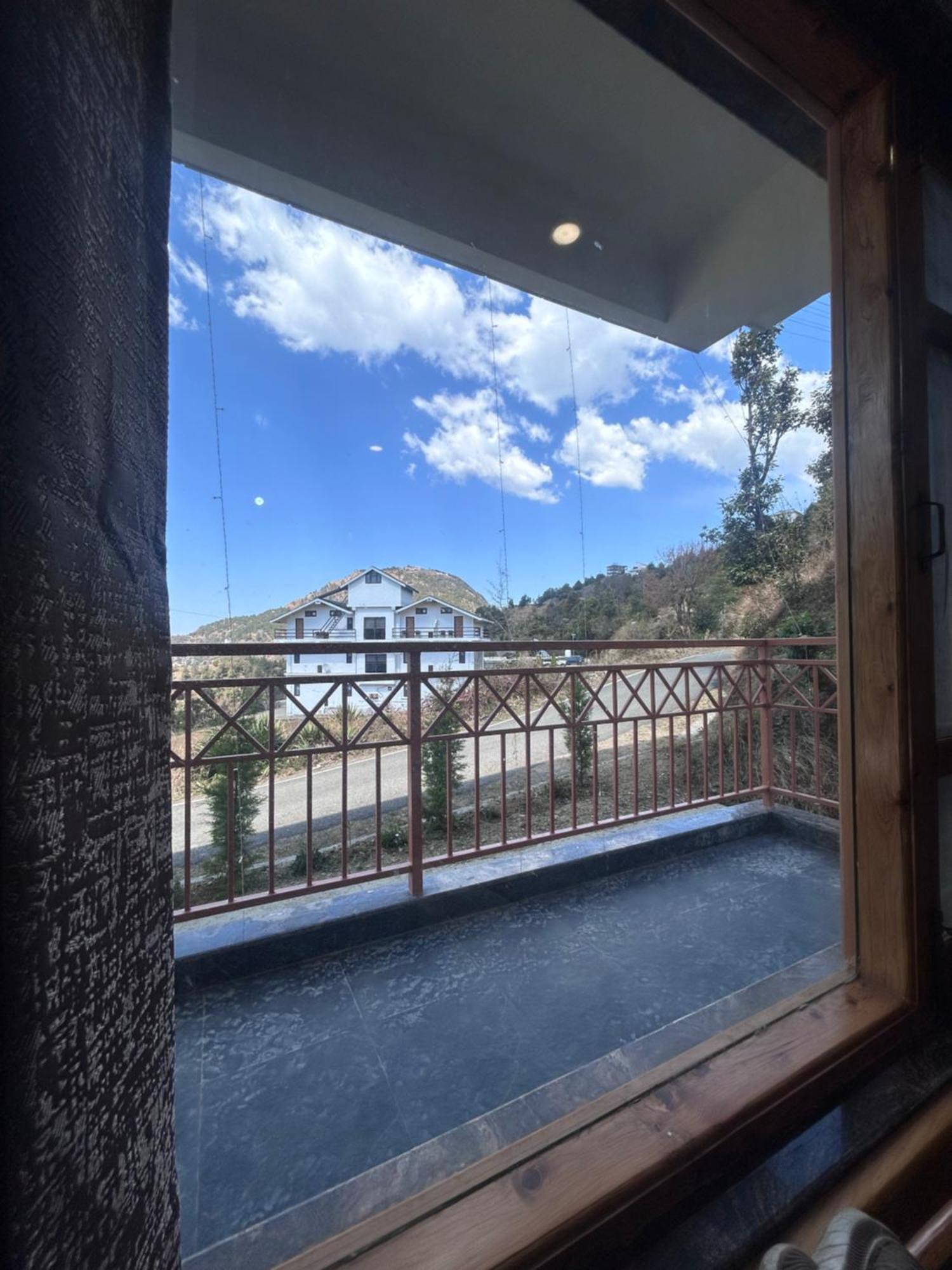 Shalom Hillcrest Inn Shimla Exterior photo